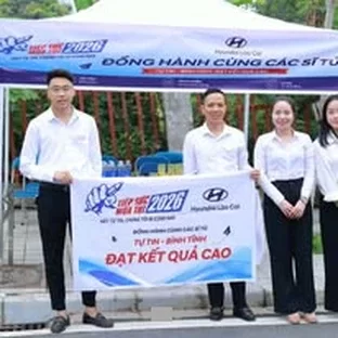 Bàn giao xe Hyundai cho khách hàng tại Lào Cai Bàn giao xe Hyundai cho khách hàng tại Lào Cai